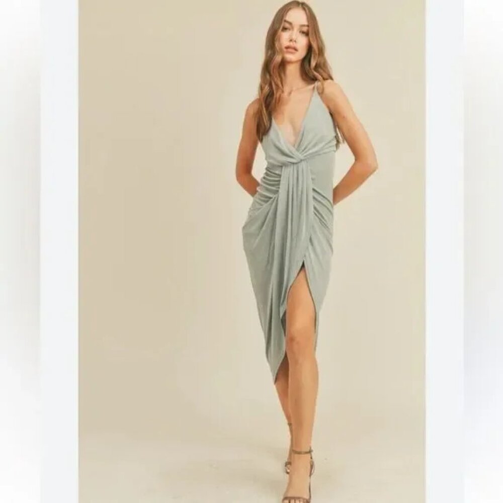 NWOT Mable Monica Draped Midi Dress Size Large